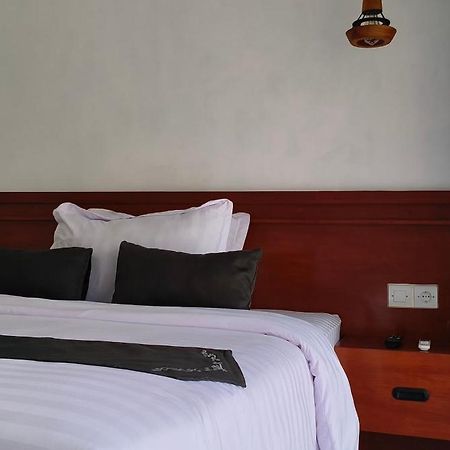 Zifa Kuta Lombok Apartment ภายนอก รูปภาพ